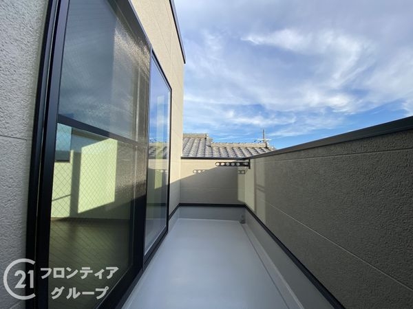 堺市西区堀上緑町２丁　新築一戸建て