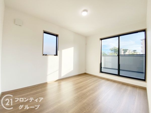 堺市西区堀上緑町２丁　新築一戸建て