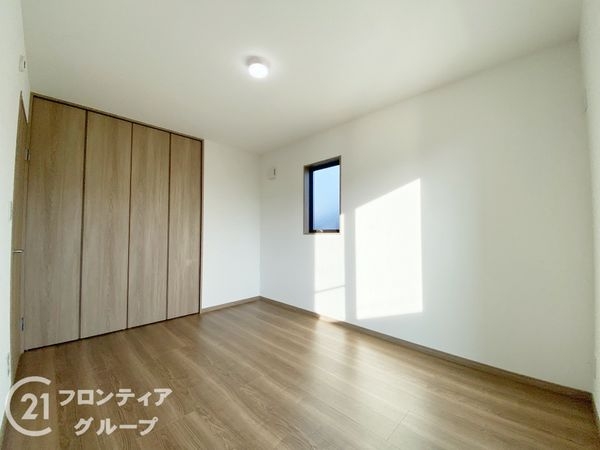 堺市西区堀上緑町２丁　新築一戸建て