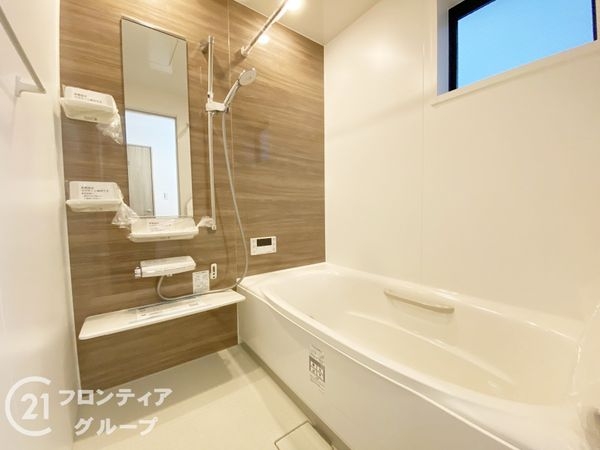 堺市西区堀上緑町２丁　新築一戸建て