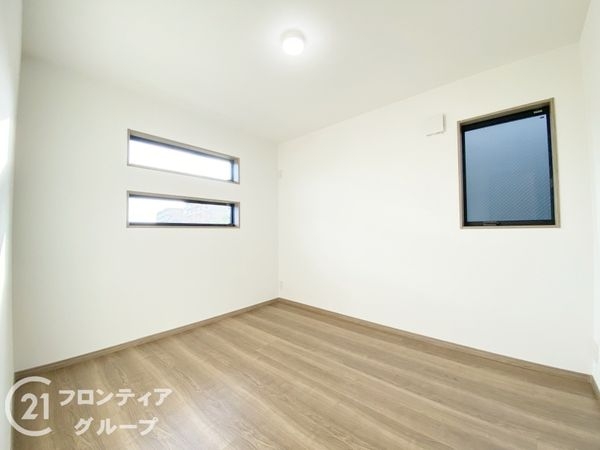 堺市西区堀上緑町２丁　新築一戸建て