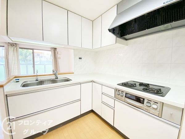 ヴユーイスト泉ヶ丘　中古マンション