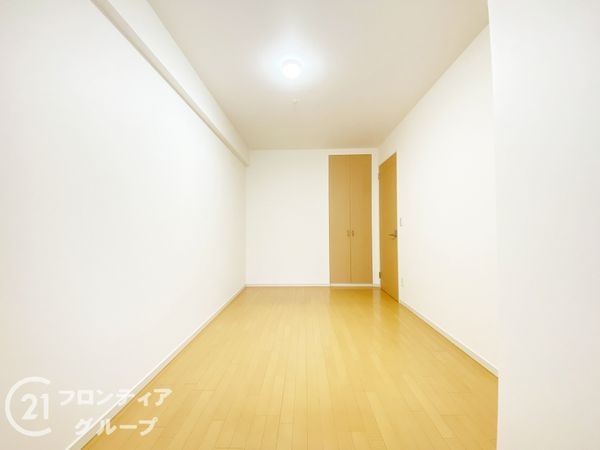 ヴユーイスト泉ヶ丘 中古マンション(寝室)