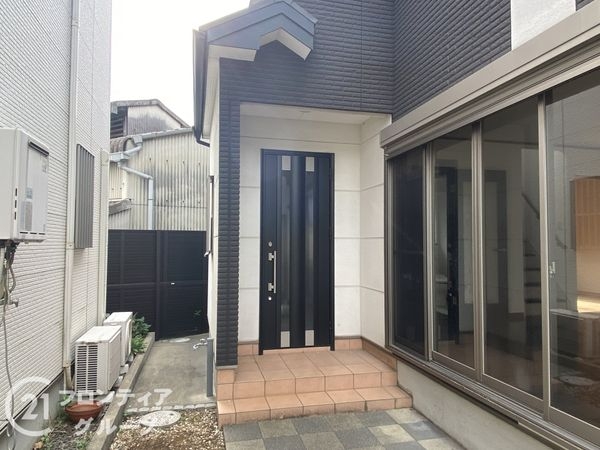 堺市中区毛穴町　中古一戸建て