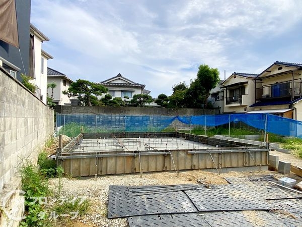 堺市西区上野芝向ヶ丘町４丁　新築一戸建て　全１区画