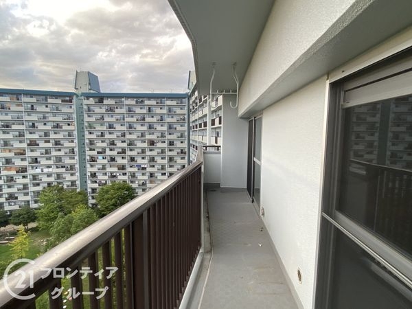 泉北若松台ＡＢ住宅弐号棟　中古マンション