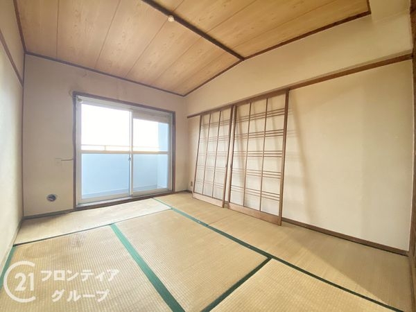 泉北若松台ＡＢ住宅弐号棟　中古マンション
