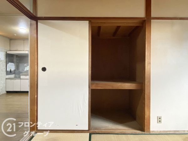 泉北若松台ＡＢ住宅弐号棟　中古マンション