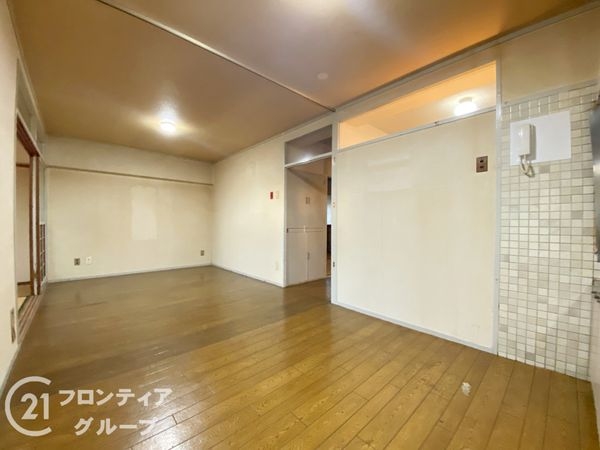 泉北若松台ＡＢ住宅弐号棟　中古マンション