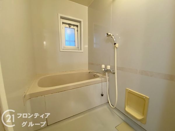 泉北若松台ＡＢ住宅弐号棟　中古マンション