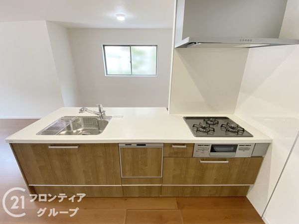 堺市南区赤坂台５丁　新築一戸建て　２号棟