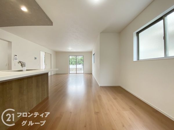 堺市南区赤坂台５丁　新築一戸建て　２号棟