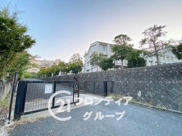 ディーレスティア堺・光明池　中古マンション(和泉市立北池田中学校)