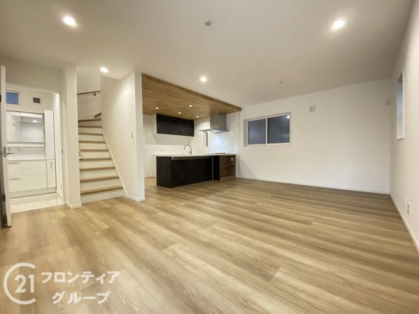 堺市堺区旭ヶ丘北町３丁　新築一戸建て　全１区画