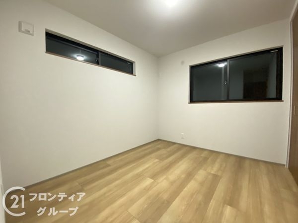 堺市美原区平尾　新築一戸建て