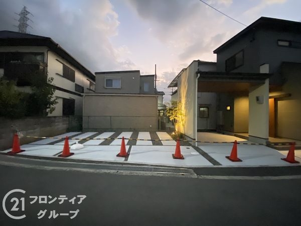 堺市美原区平尾　新築一戸建て