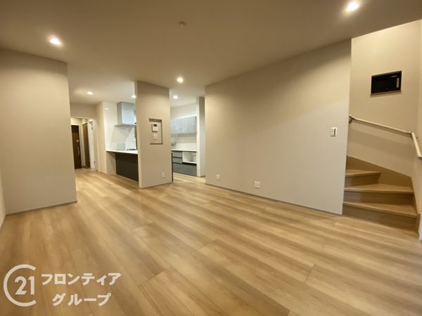 堺市美原区平尾　新築一戸建て