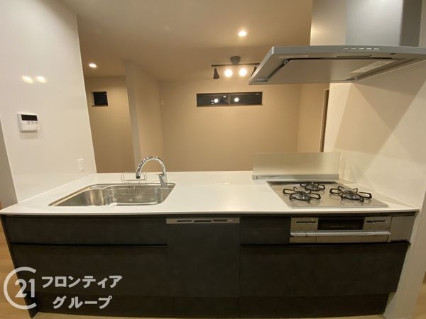 堺市美原区平尾　新築一戸建て