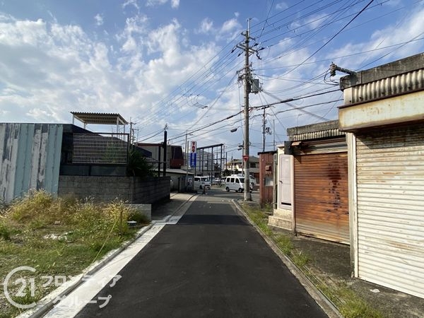 堺市中区東山 新築一戸建て 3号棟(前面道路含む現地写真)