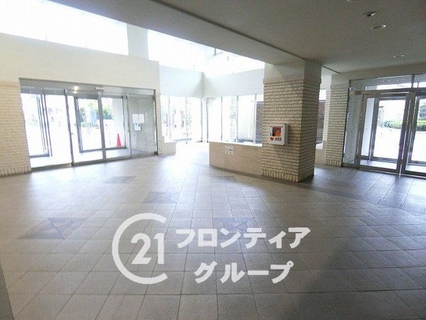デュオス北花田 中古マンション(ロビー)