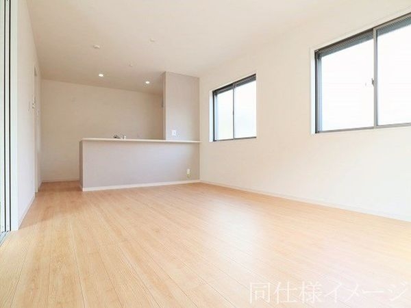 岸和田市並松町　新築一戸建て　３期　２号棟