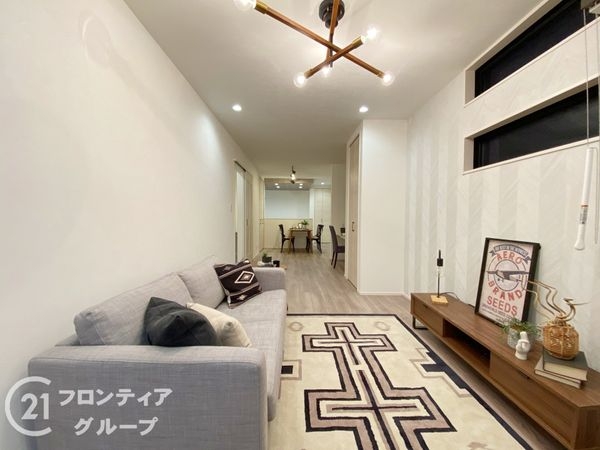 堺市西区鳳中町８丁　中古一戸建て