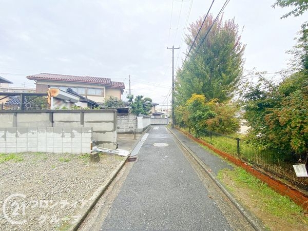 岸和田市並松町　新築一戸建て　２号棟