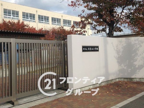 堺市堺区香ヶ丘町３丁　新築一戸建て(堺市立浅香山小学校)