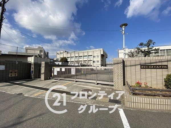 堺市中区深井中町　新築一戸建て(堺市立深井中央中学校)