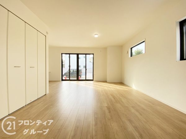 堺市西区浜寺船尾町西２丁　新築一戸建て　２期　全１区画