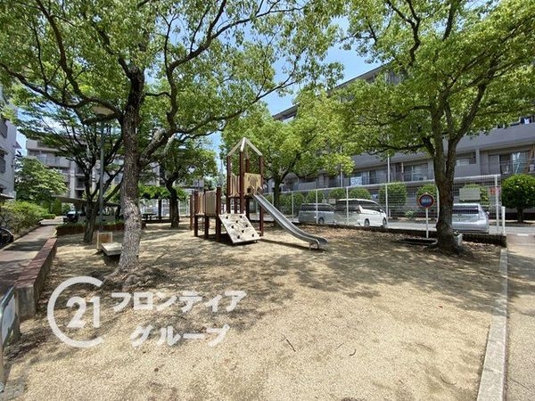新檜尾台第２次住宅２号棟　中古マンション