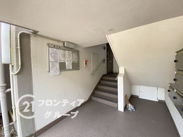 新檜尾台第２次住宅２号棟　中古マンション