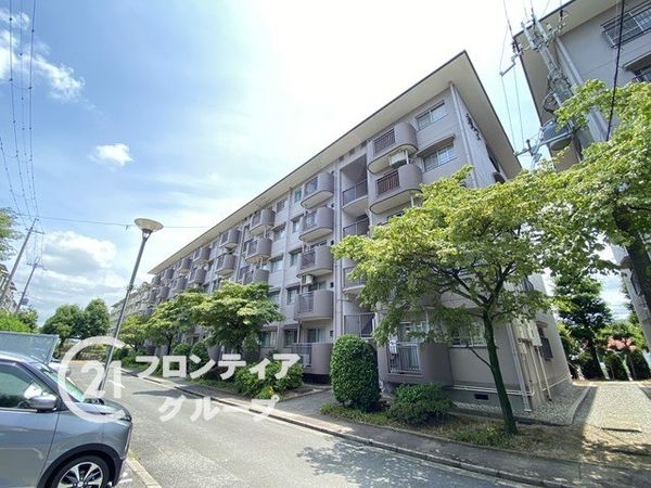 新檜尾台第２次住宅２号棟　中古マンション