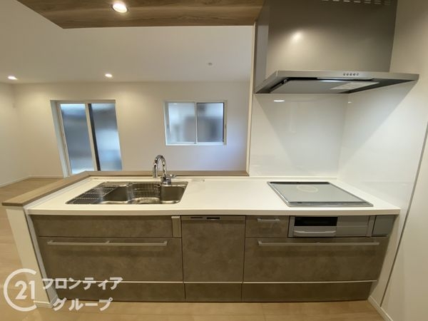 堺市西区浜寺諏訪森町西４丁　新築一戸建て　全１区画