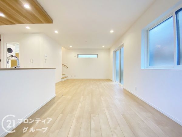 堺市西区浜寺諏訪森町西４丁　新築一戸建て　全１区画