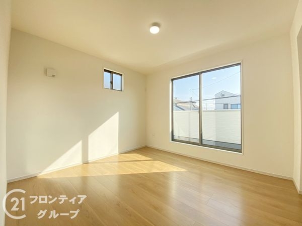 堺市西区浜寺諏訪森町東３丁　新築一戸建て　１期　全１区画