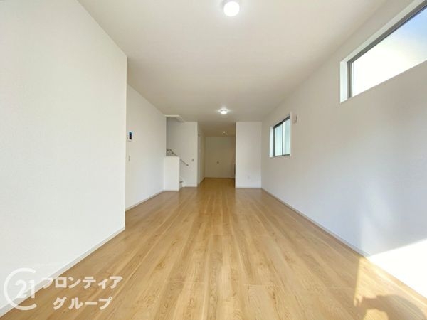 堺市西区浜寺諏訪森町東３丁　新築一戸建て　１期　全１区画