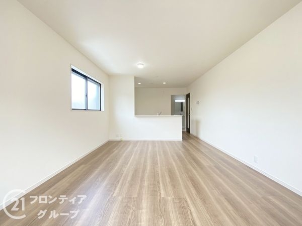 堺市堺区香ヶ丘町１丁　新築一戸建て　２期　１号棟