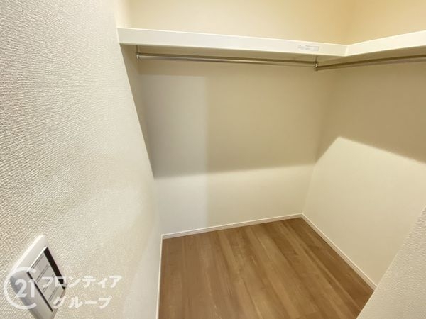 堺市東区大美野　新築一戸建て　６期　２号棟