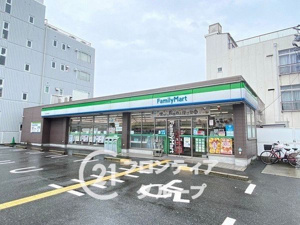 堺市堺区少林寺町東３丁の中古一戸建て(ファミリーマート堺中之町東店)