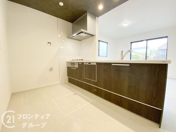 堺市西区浜寺諏訪森町東３丁　新築一戸建て　１期　１号棟