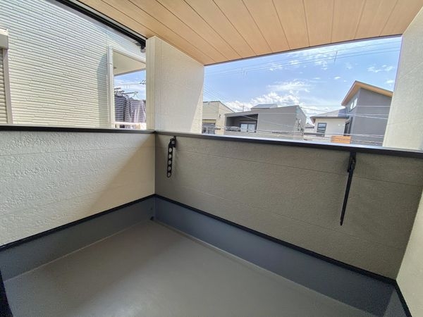 FrontierGardens　堺市堺区中田出井町２丁　…