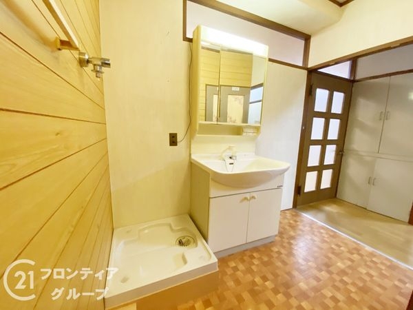 泉北若松台ＡＢ住宅壱号棟　中古マンション