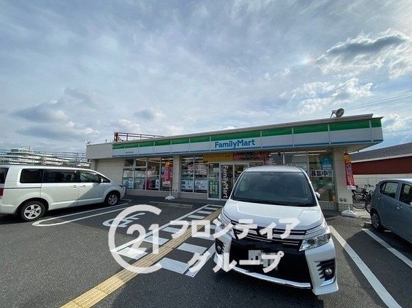 スペリオシティ泉北深井弐番館　中古マンション(ファミリーマート堺深井畑山町店)