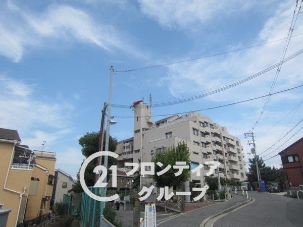 少女の赤い帽子泉北深井　中古マンション
