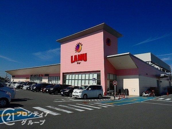 堺市美原区平尾　新築一戸建て　３期　３号棟(ラ・ムー堺美原店)