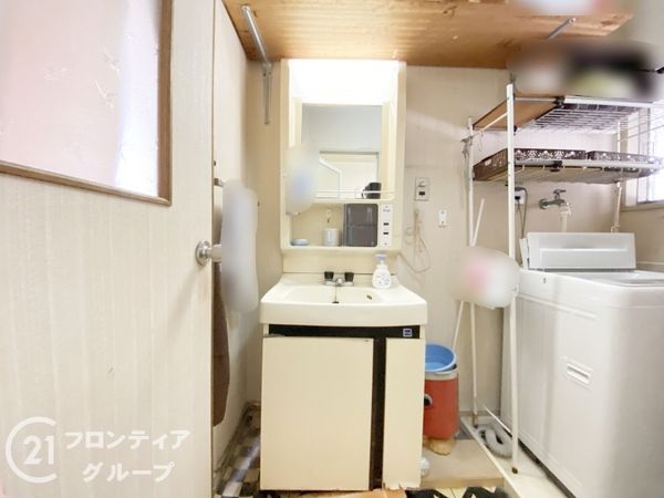 堺市西区浜寺船尾町西４丁の中古一戸建て