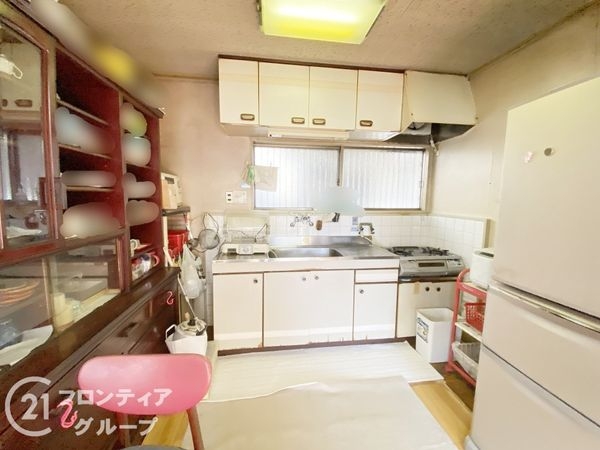堺市西区浜寺船尾町西４丁の中古一戸建て