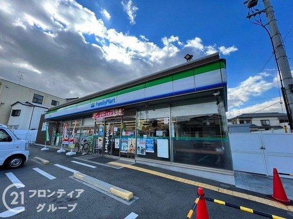 堺市北区金岡町の中古一戸建て(ファミリーマート堺金岡店)