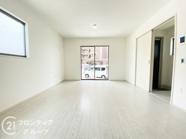堺市堺区石津町３丁　新築一戸建て　１期　２号棟